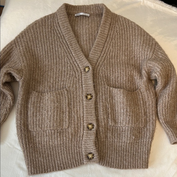Zara Sweaters - Zara Oversized Taupe Ribbed V-Neck Cardigan + Bonus separate Faux fur shawl